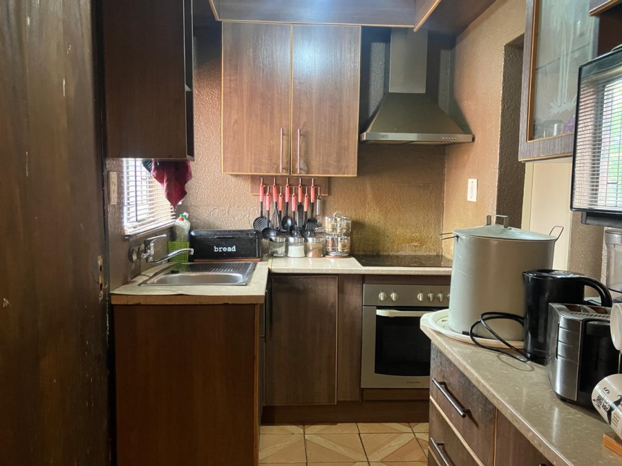3 Bedroom Property for Sale in Rustenburg Central North West